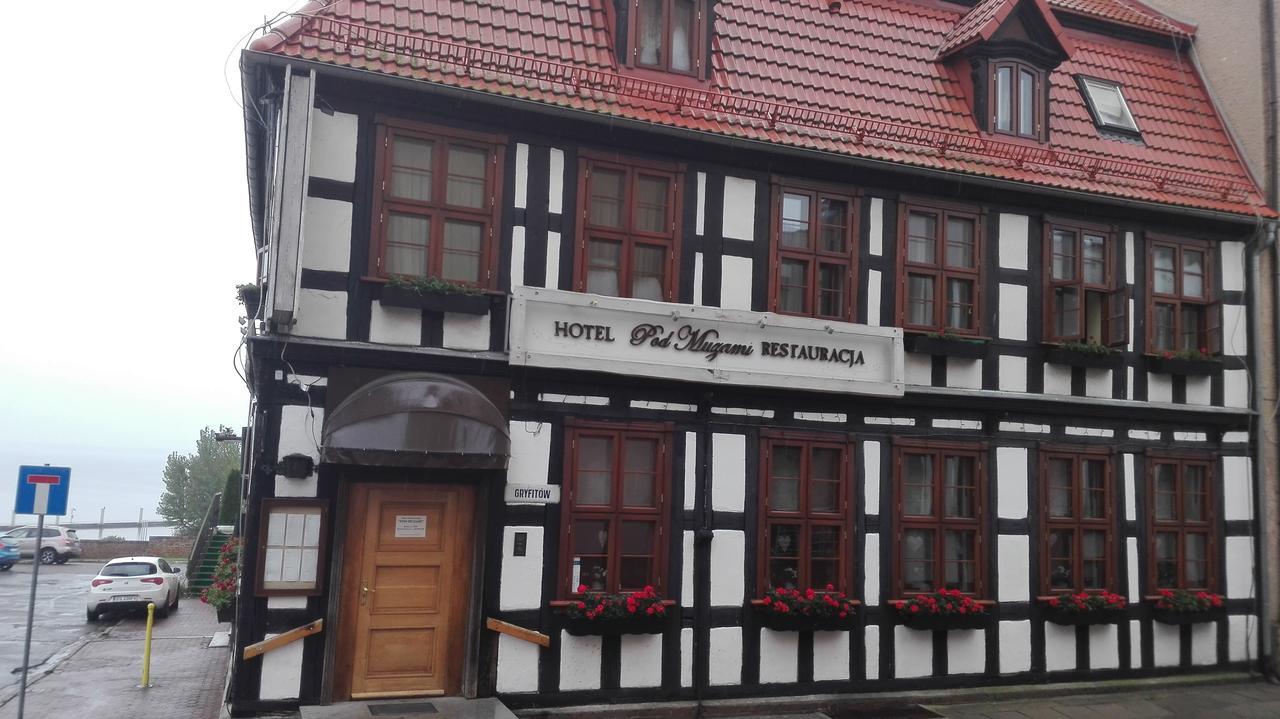 Noclegi Pod Muzami Kamien Pomorski Exterior photo